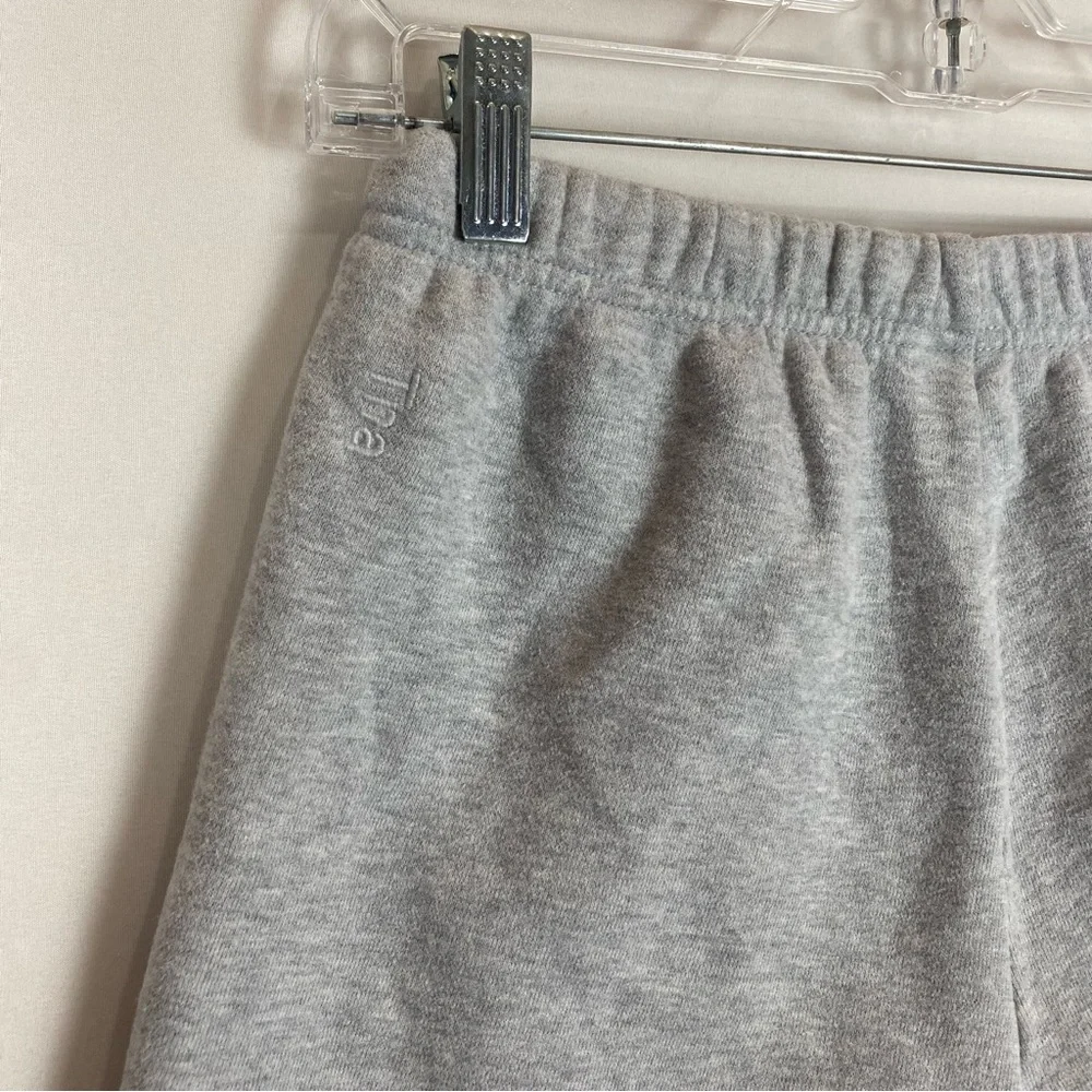 Aritzia TNA Cozy‎ Sweatfleece Perfect Hi-Rise Mini Shorts Gray X-Small